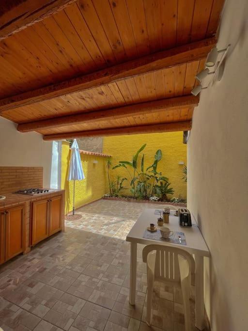 La Casetta Delle Strelizie Palermo Bagian luar foto